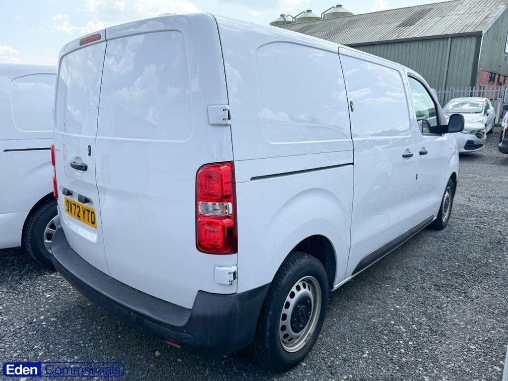 Vauxhall Vivaro 1.5L Dynamic 6Dr White #2