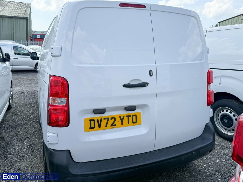 Vauxhall Vivaro 1.5L Dynamic 6Dr White #5