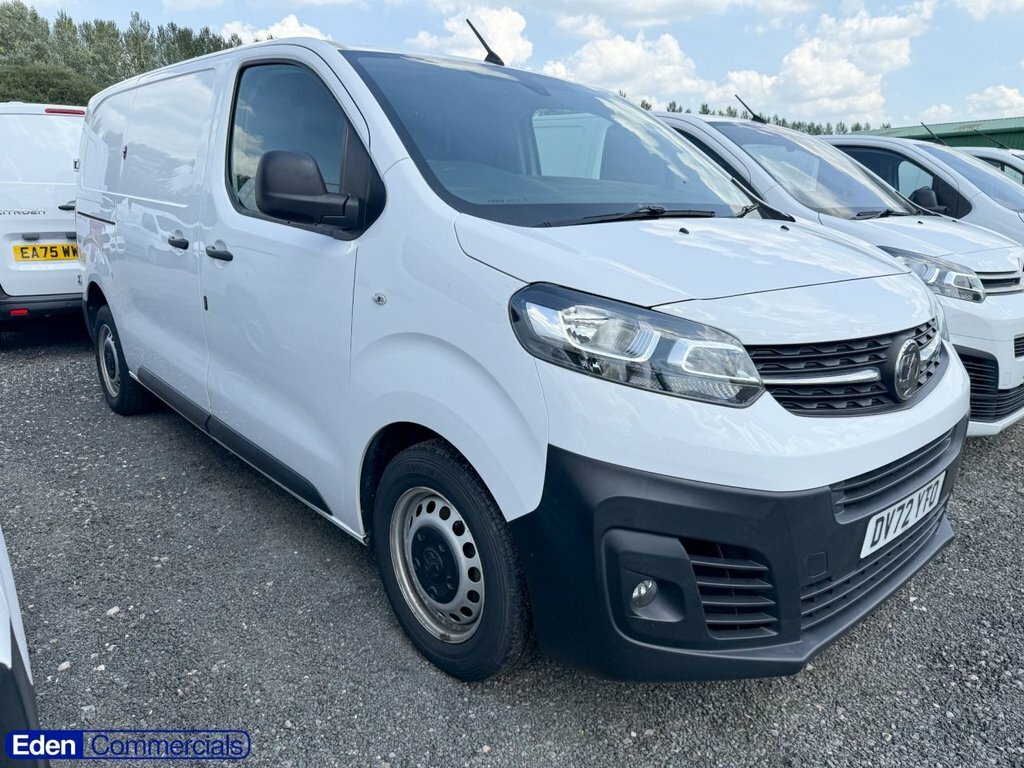 Vauxhall Vivaro 1.5L Dynamic 6Dr White