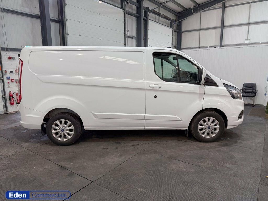 Ford Transit Custom 2L Limited White