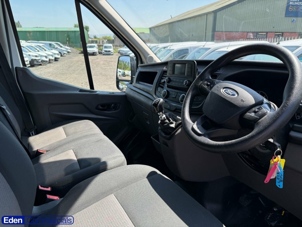 Ford Transit Custom 2L Leader LE23BPV White #3