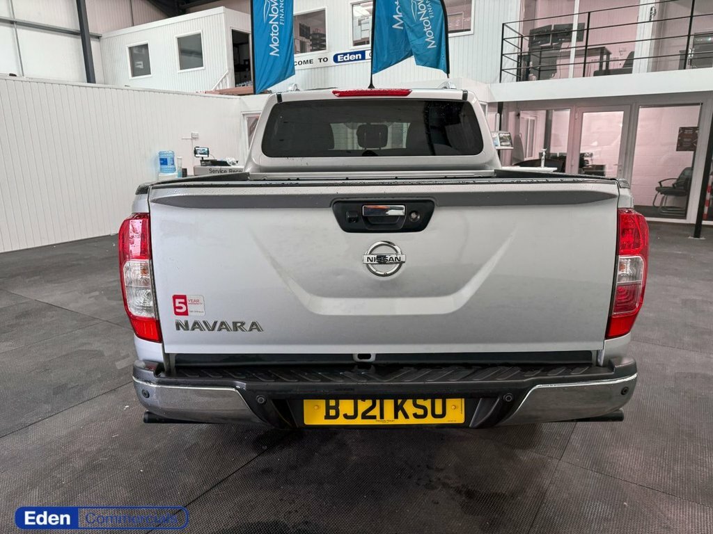 Nissan Navara 2L Tekna Silver #6