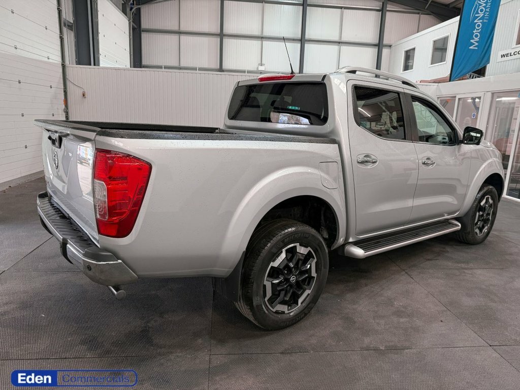 Nissan Navara 2L Tekna Silver #5