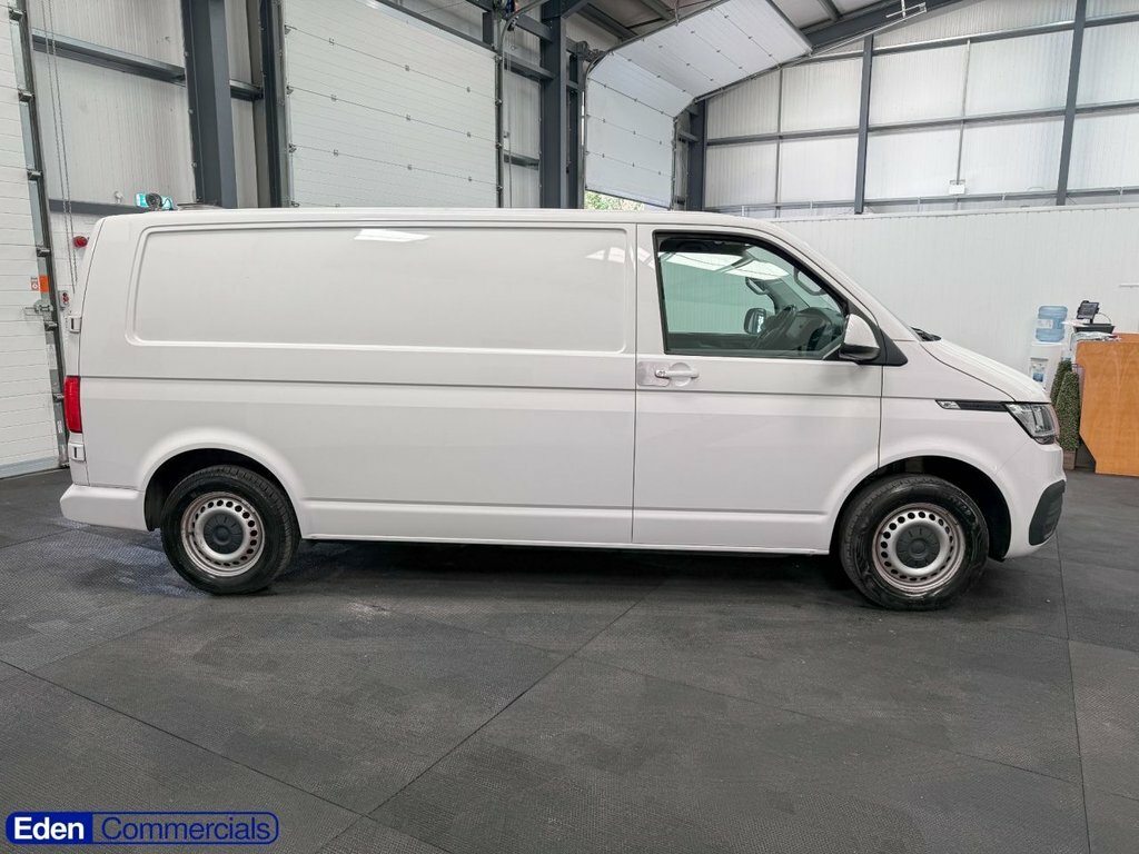 Volkswagen Transporter 2L Startline White #2