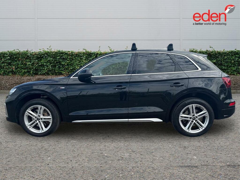 Audi Q5 S Line RJ72XJA Black #4