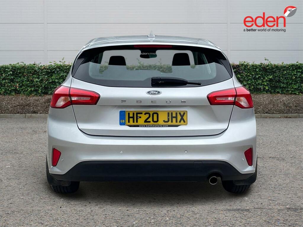 Ford Focus Zetec Silver #6