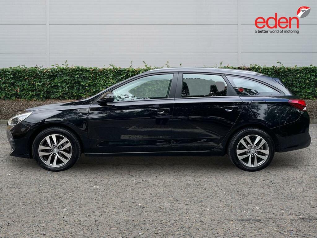 Hyundai I30 Se Nav KV20XEO Black #4