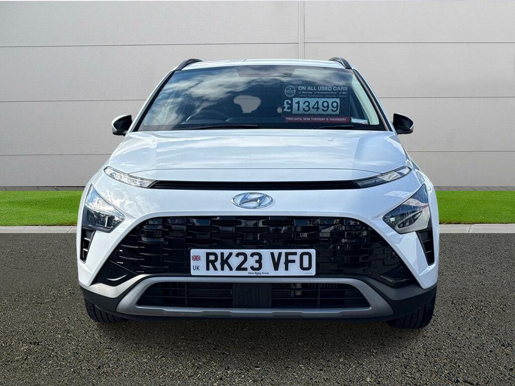Hyundai Bayon Premium White #2