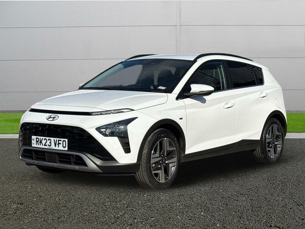 Hyundai Bayon Premium White #3