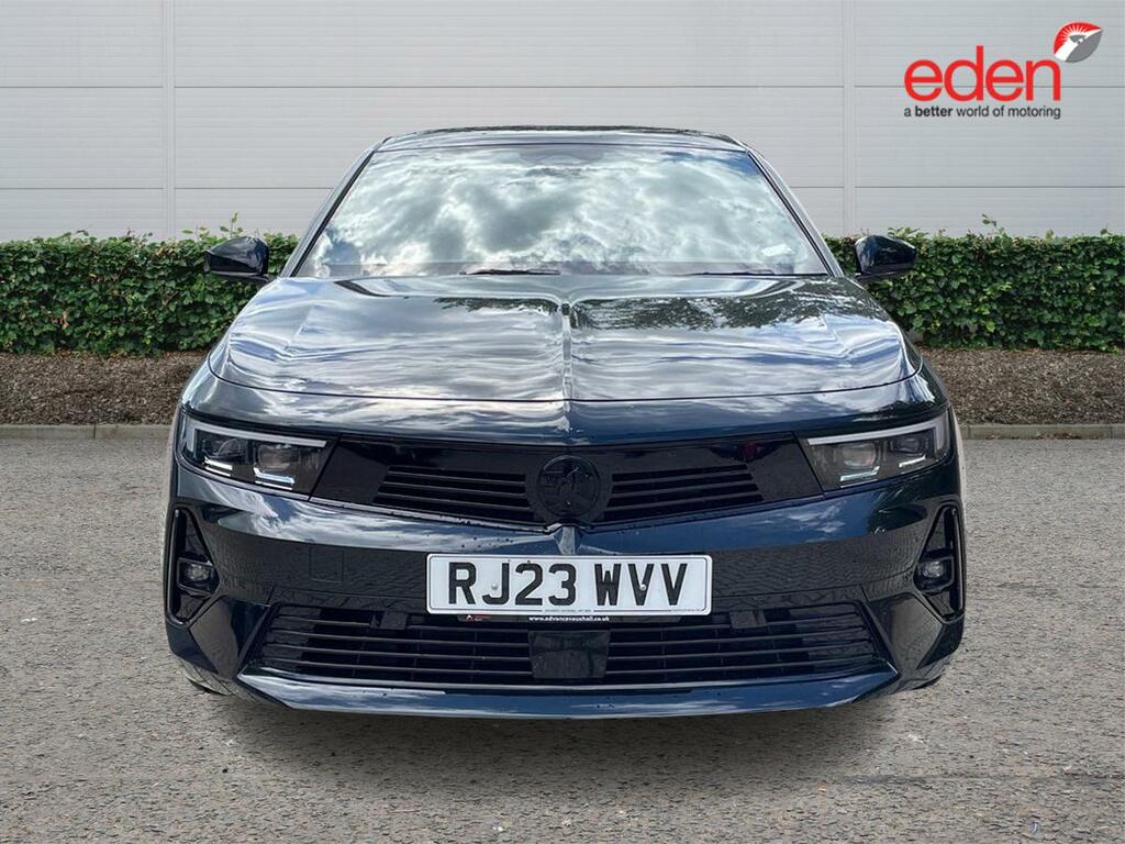 Vauxhall Astra Ultimate Black #2
