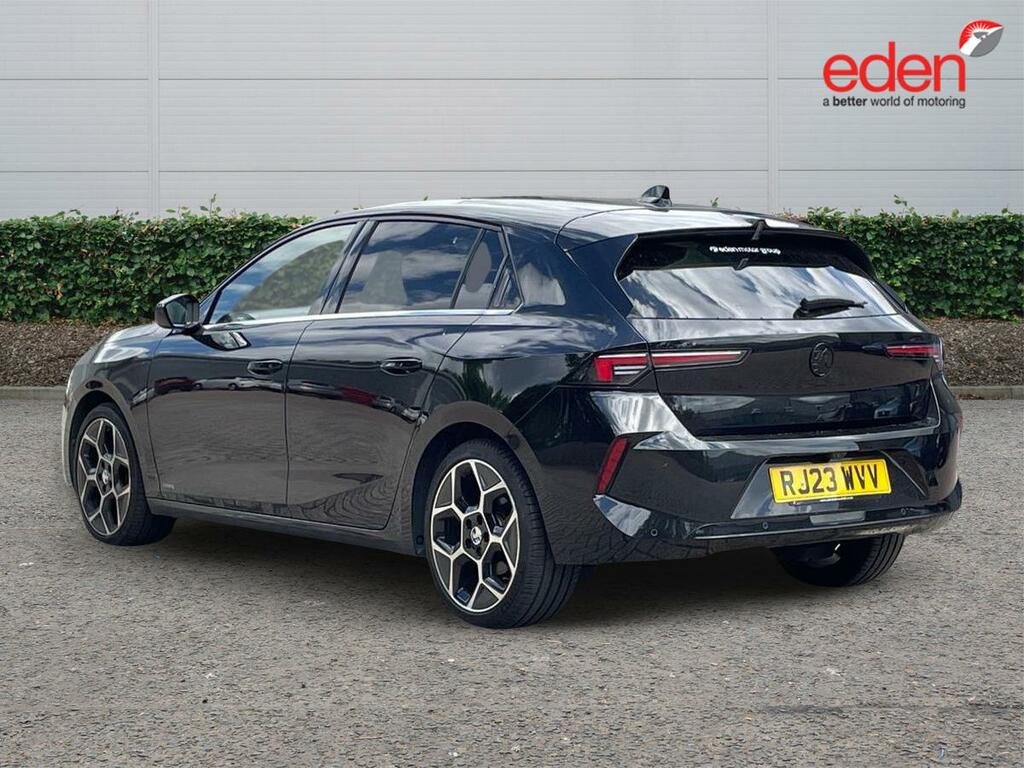 Vauxhall Astra Ultimate Black #5