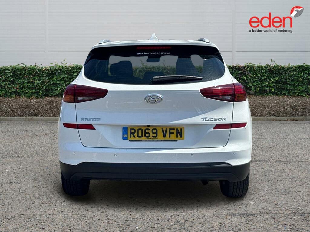 Hyundai Tucson Se Nav RO69VFN White #6