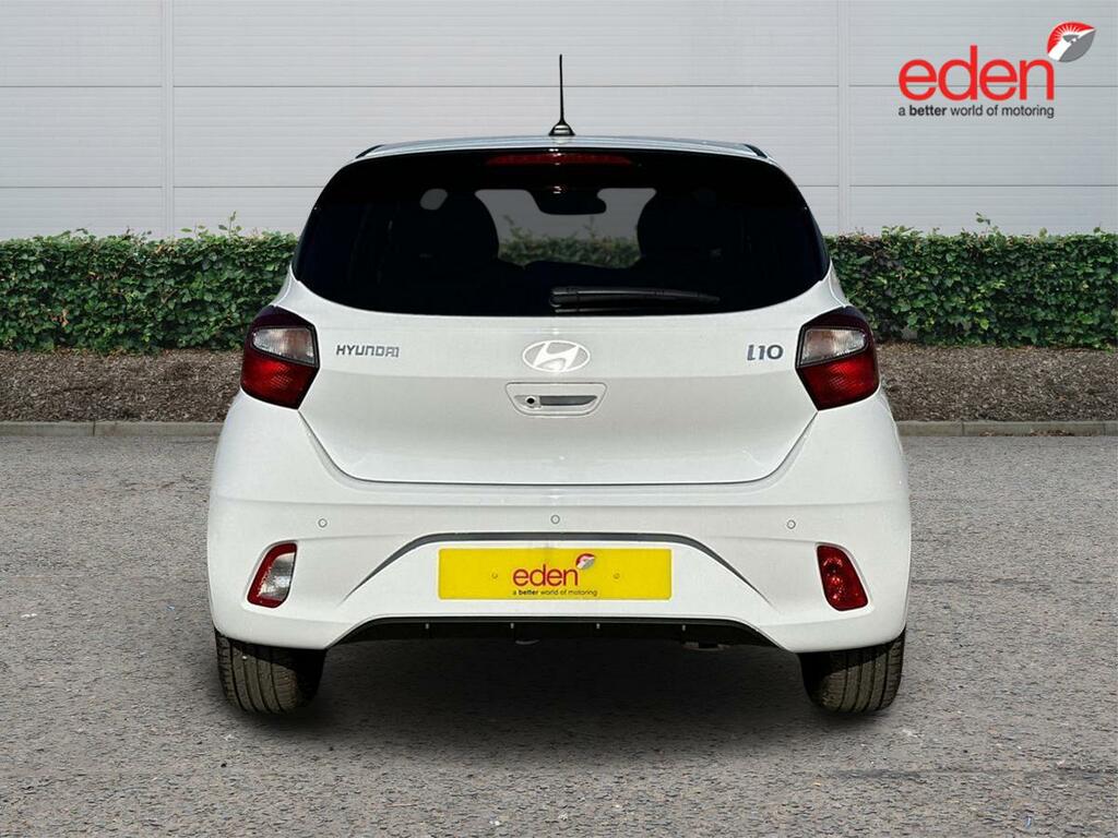 Hyundai I10 Premium RE26OKH White #6