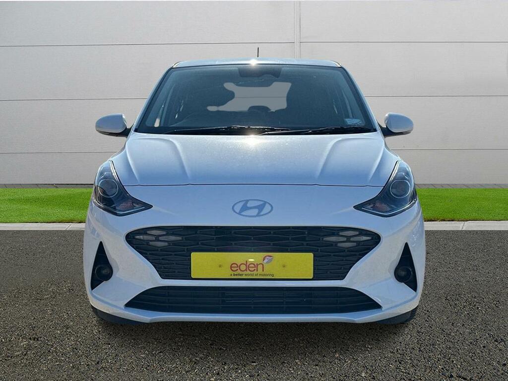 Hyundai I10 Premium White #2