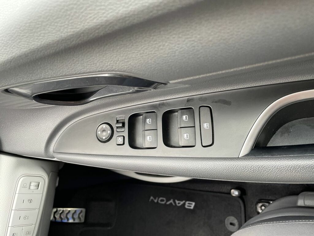 Hyundai Bayon 1.0 Tgdi 120 48V Mhev Premium Dct White #20
