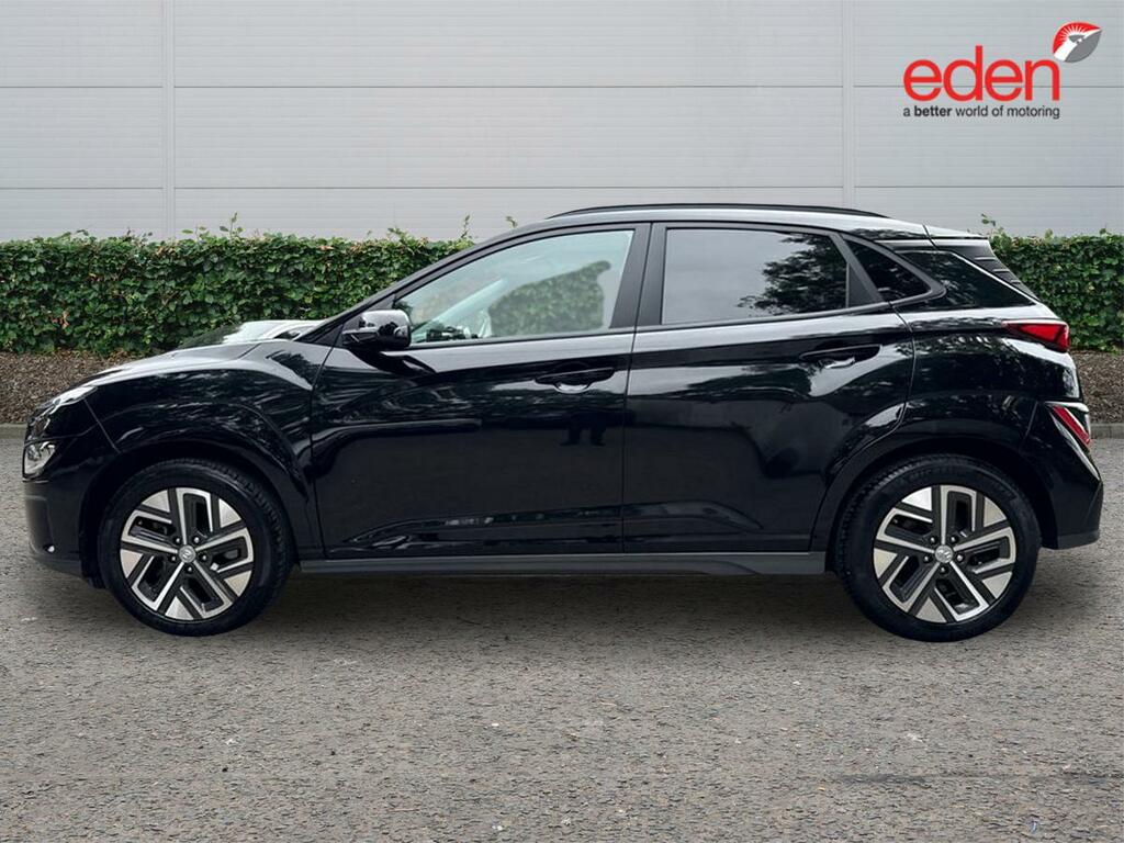 Hyundai Kona Ultimate Black #4