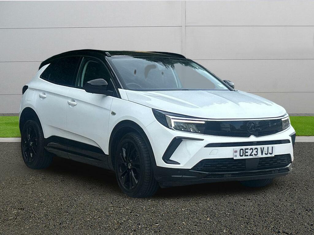 Vauxhall Grandland Suv White