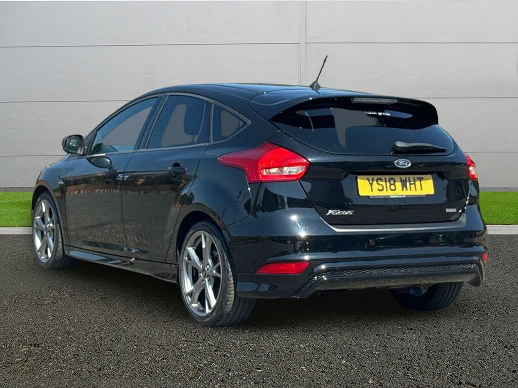 Ford Focus St-line X Black #5