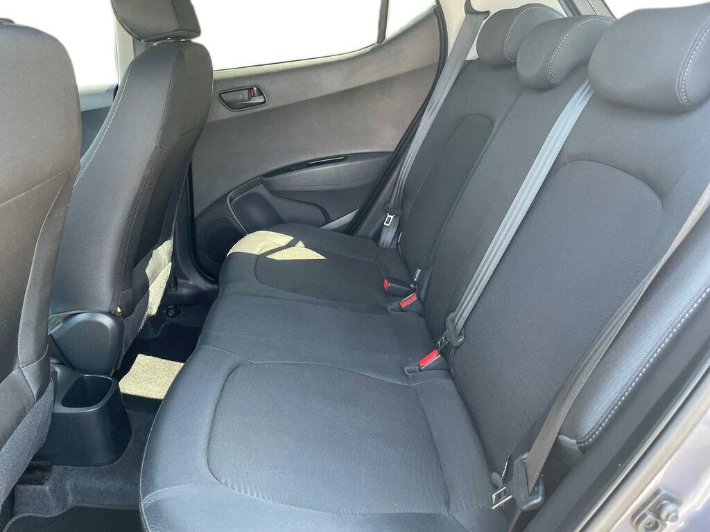 Hyundai I10 1.0 Play Special Edition Stunning Car Inc 12 Month Blue #11