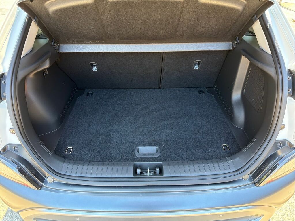 Hyundai Kona 39Kwh Se Connect 10.5Kw Charger Blue #12