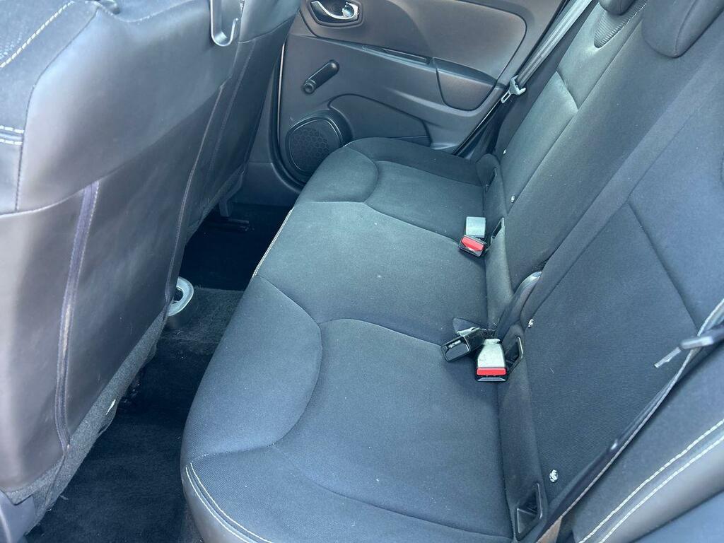 Renault Clio 1.1 Expression Plus Red #11