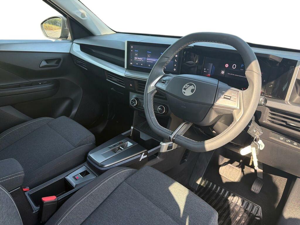 Vauxhall Frontera Suv White #15
