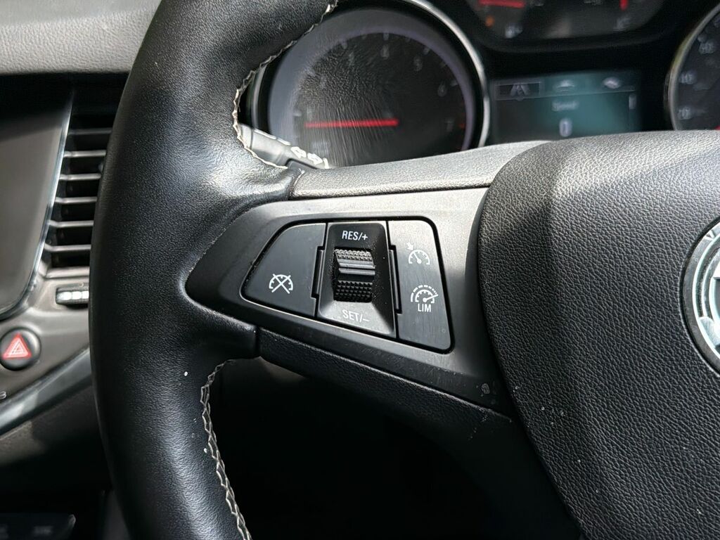 Vauxhall Astra Hatchback Blue #16