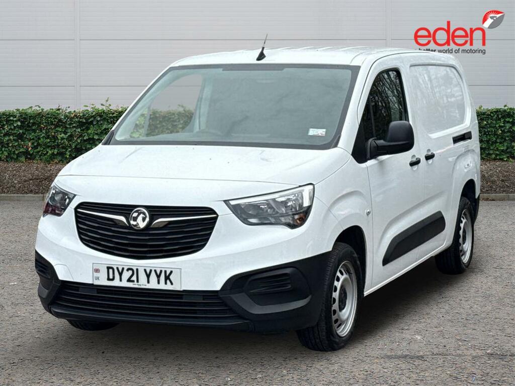Vauxhall Combo Mpv White #3
