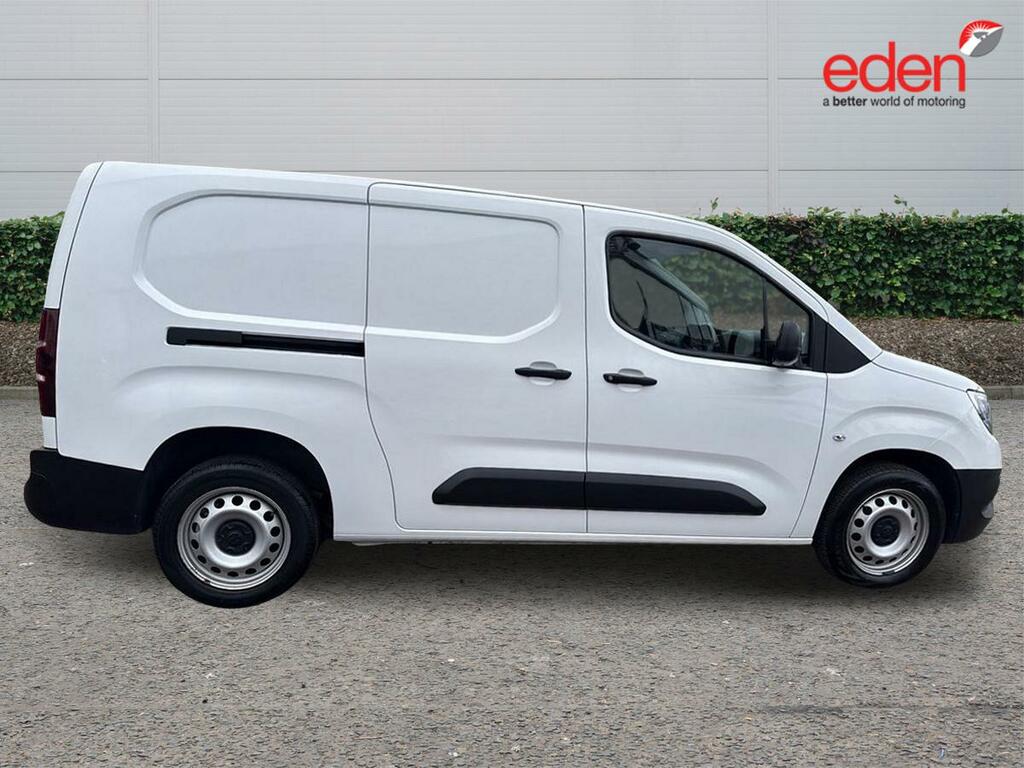 Vauxhall Combo Combo 2300 Dynamic Td White #8