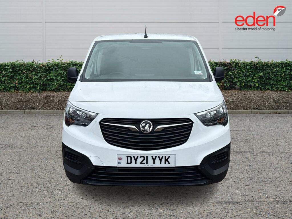 Vauxhall Combo Mpv White #2