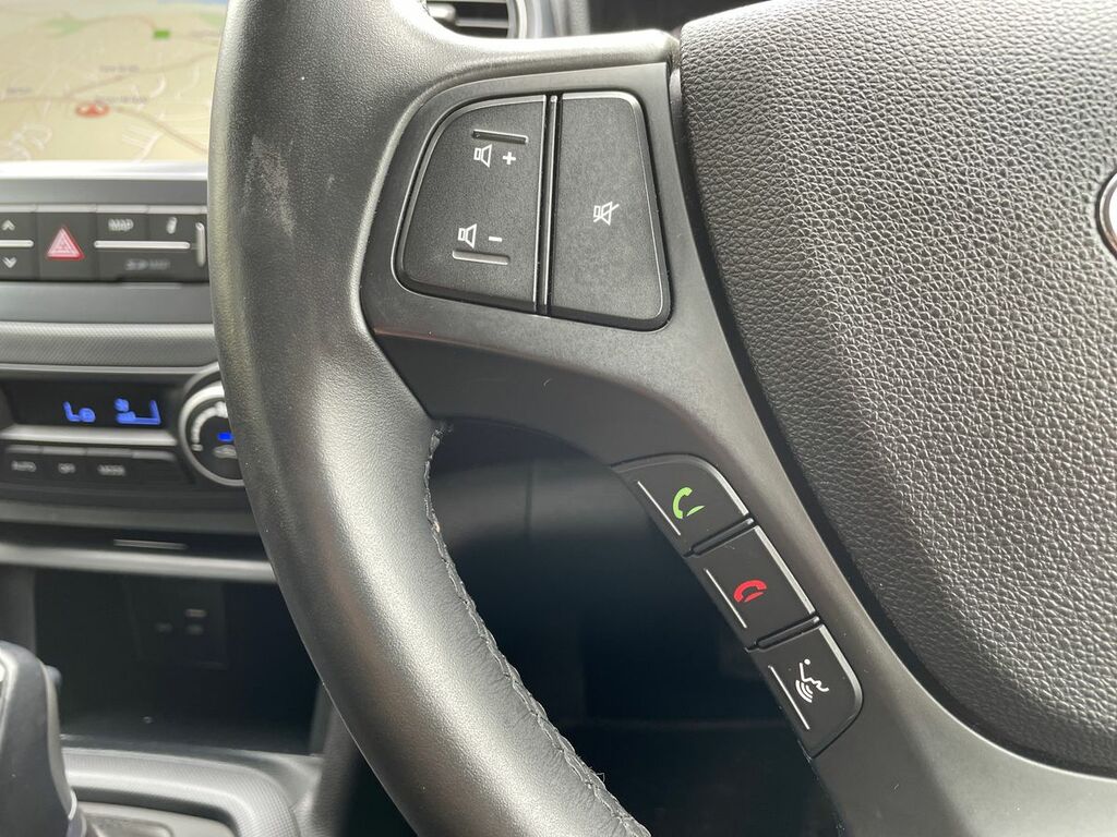 Hyundai I10 Hatchback Black #16
