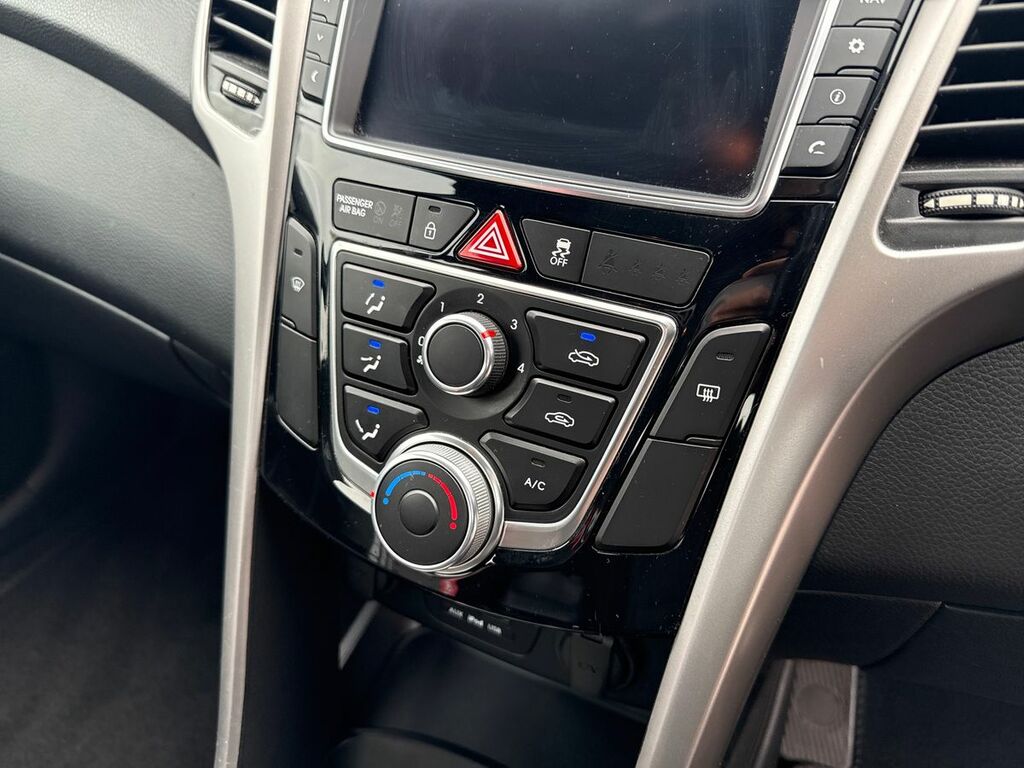Hyundai I30 Hatchback Blue #18