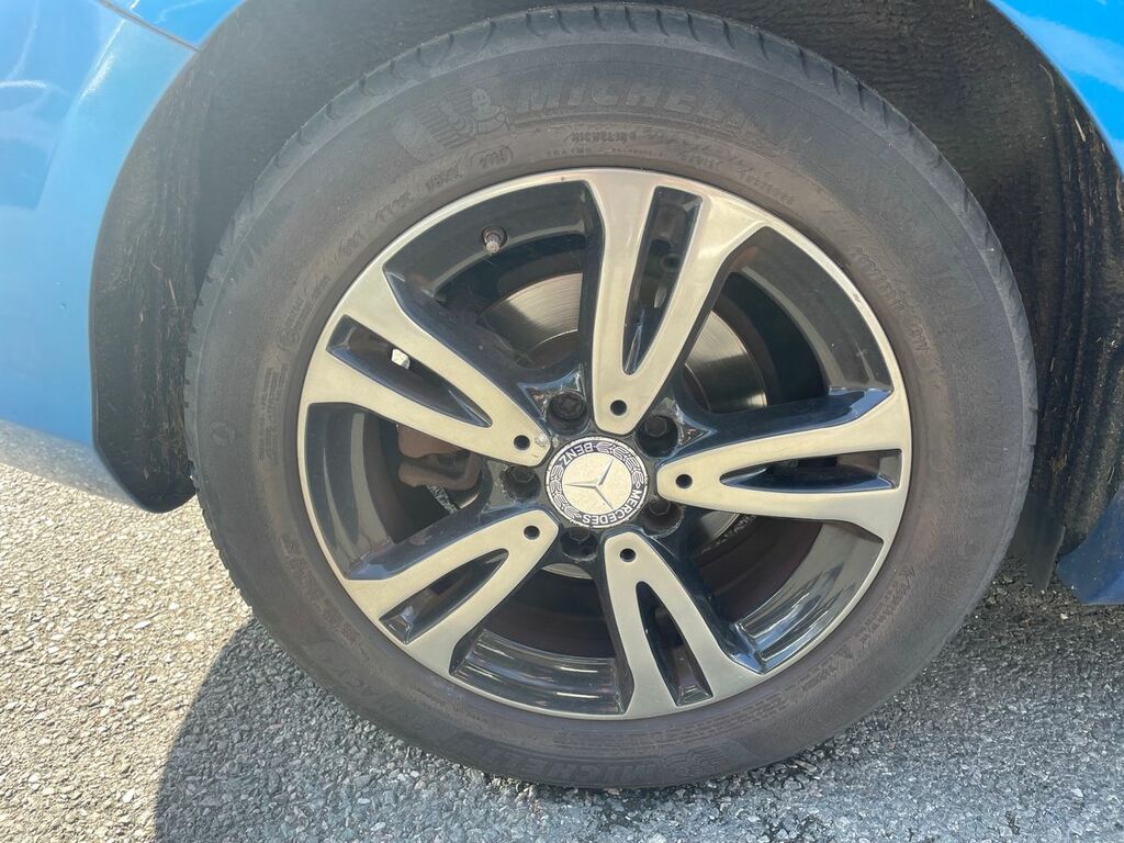 Mercedes-Benz B Class Black #9