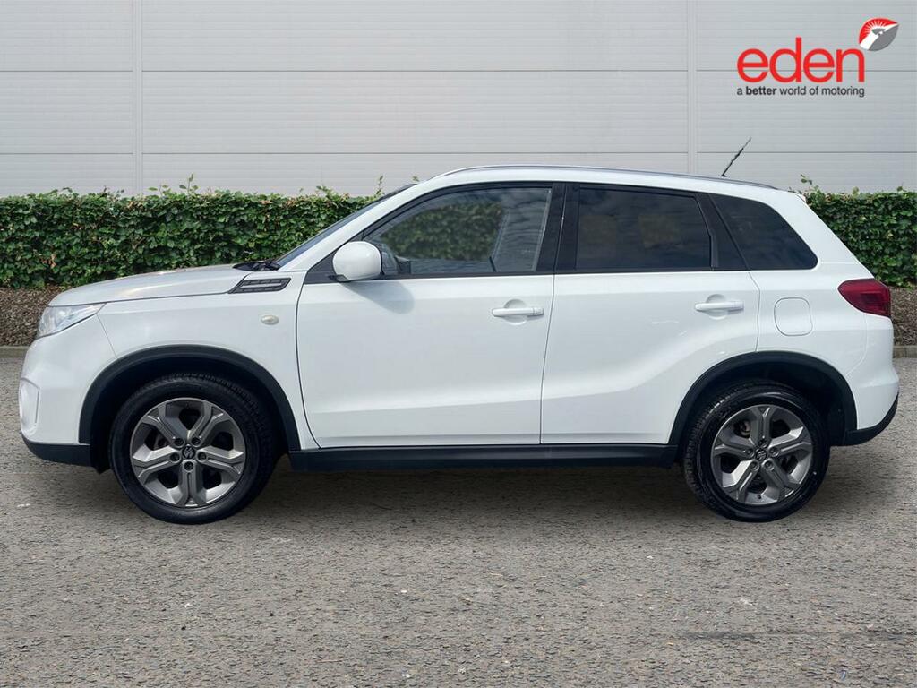 Suzuki Vitara Sz-t White #4