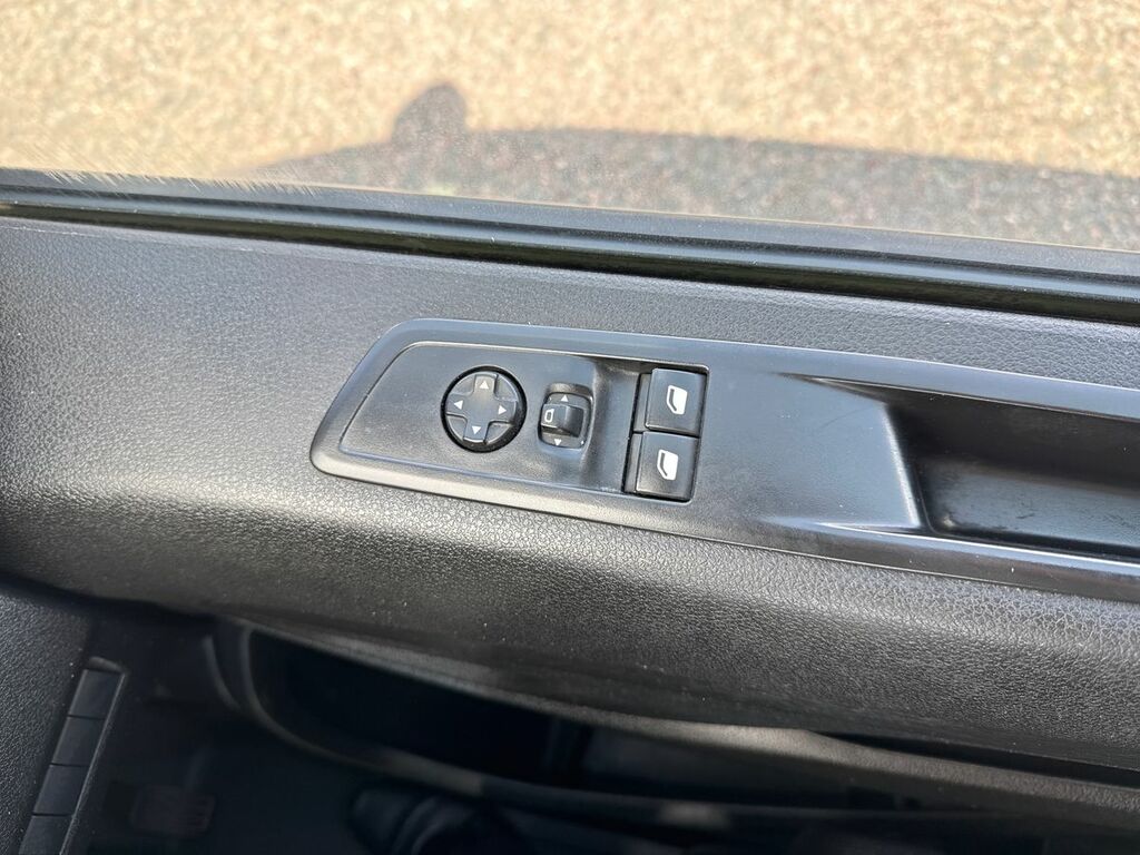 Vauxhall Vivaro Pro Black #20