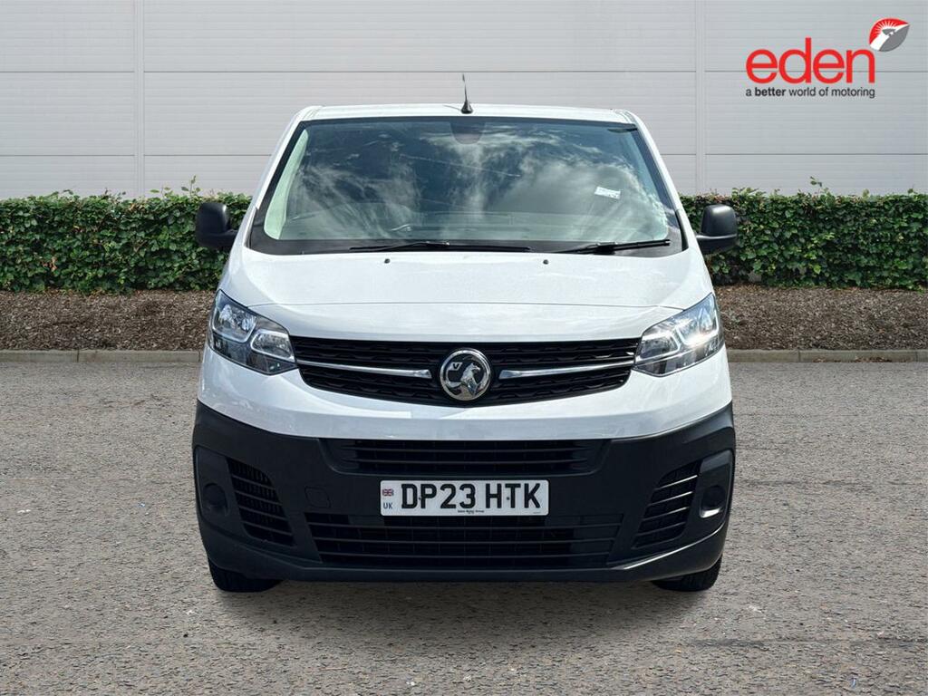 Vauxhall Vivaro Prime White #2