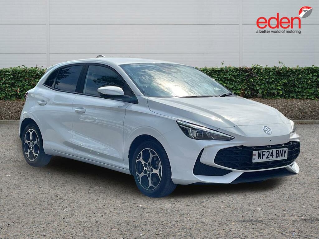 MG MG3 Trophy White