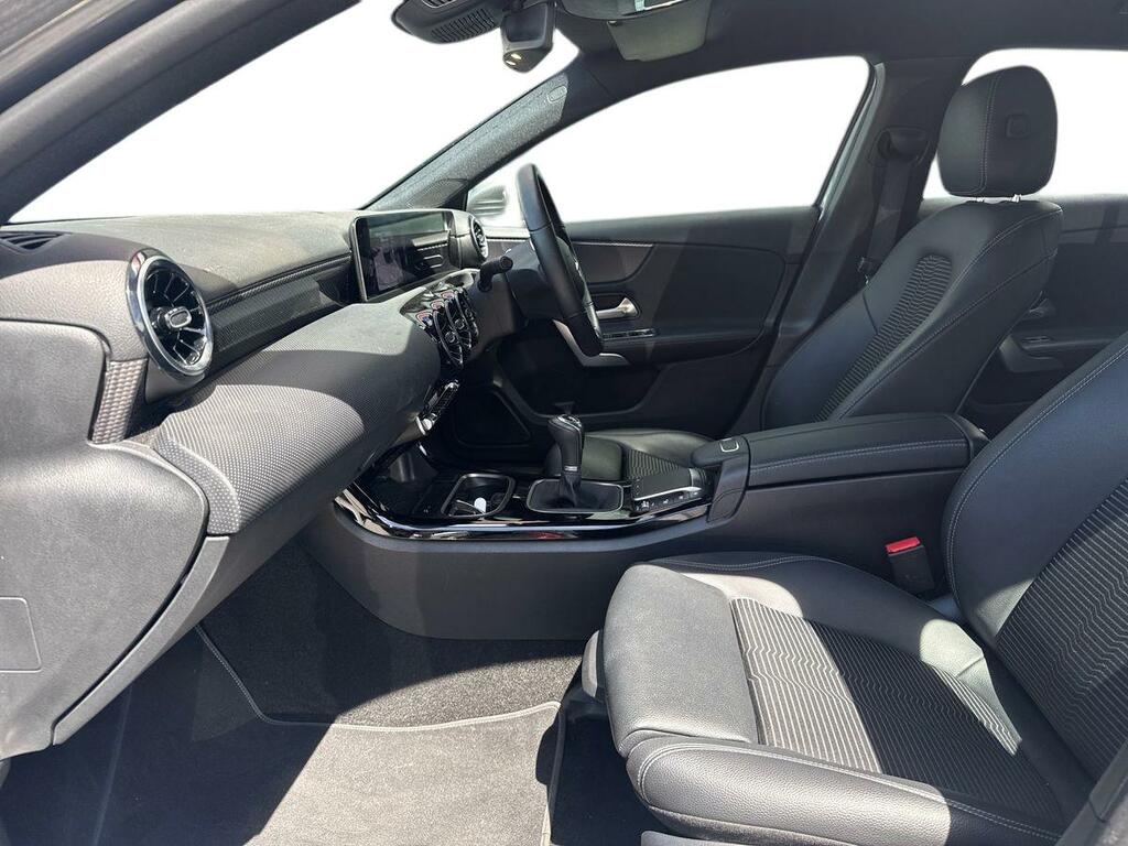 Mercedes-Benz A Class Hatchback Black #10