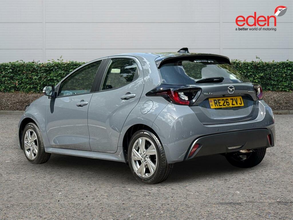 Mazda 2 Exclusive Line  #5