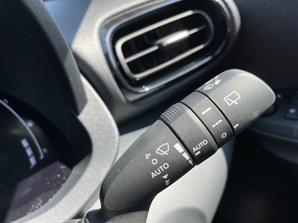 Mazda 2 Mazda 2 Hybrid Exclusive Line Silver #28