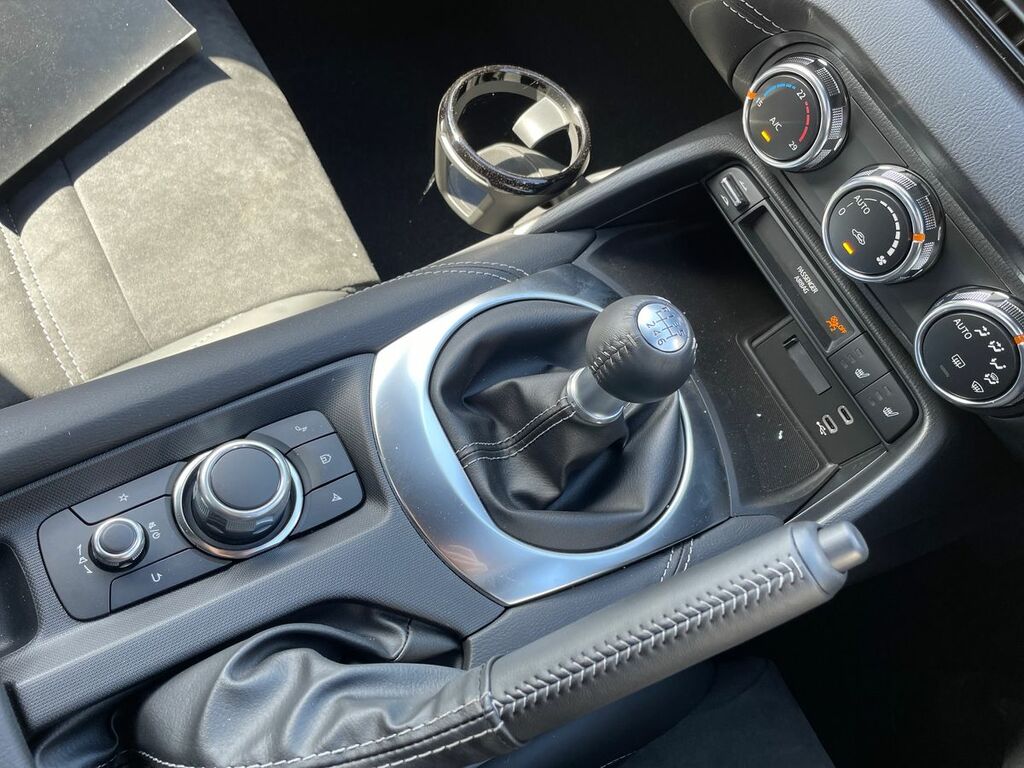 Mazda MX-5 1.5 132 Prime-line Blue #19