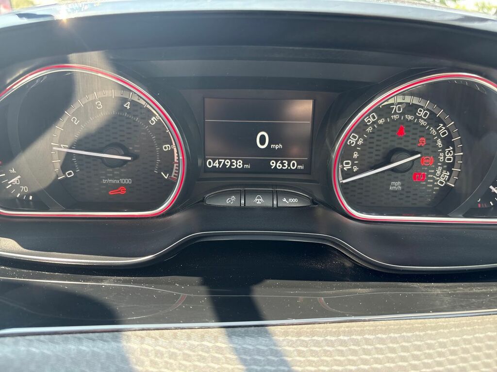 Peugeot 2008 2008 Active Grey #14