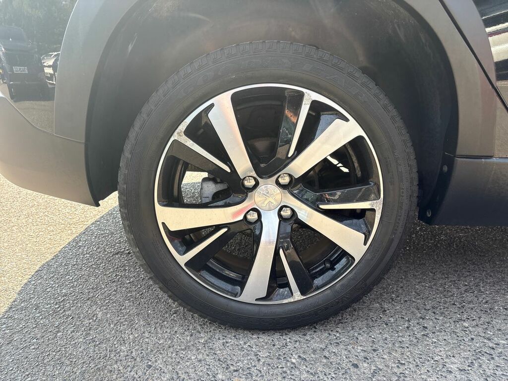 Peugeot 2008 2008 Active Grey #9