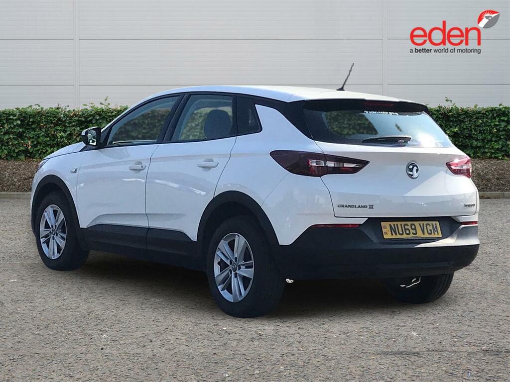 Vauxhall Grandland X Se White #5