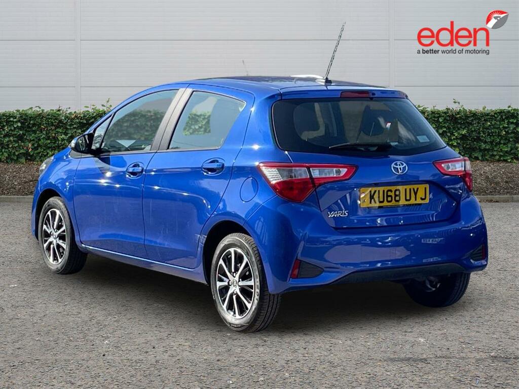Toyota Yaris Icon Tech KU68UYJ Blue #5