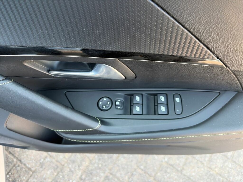 Peugeot 208 Gt Premium Blue #20