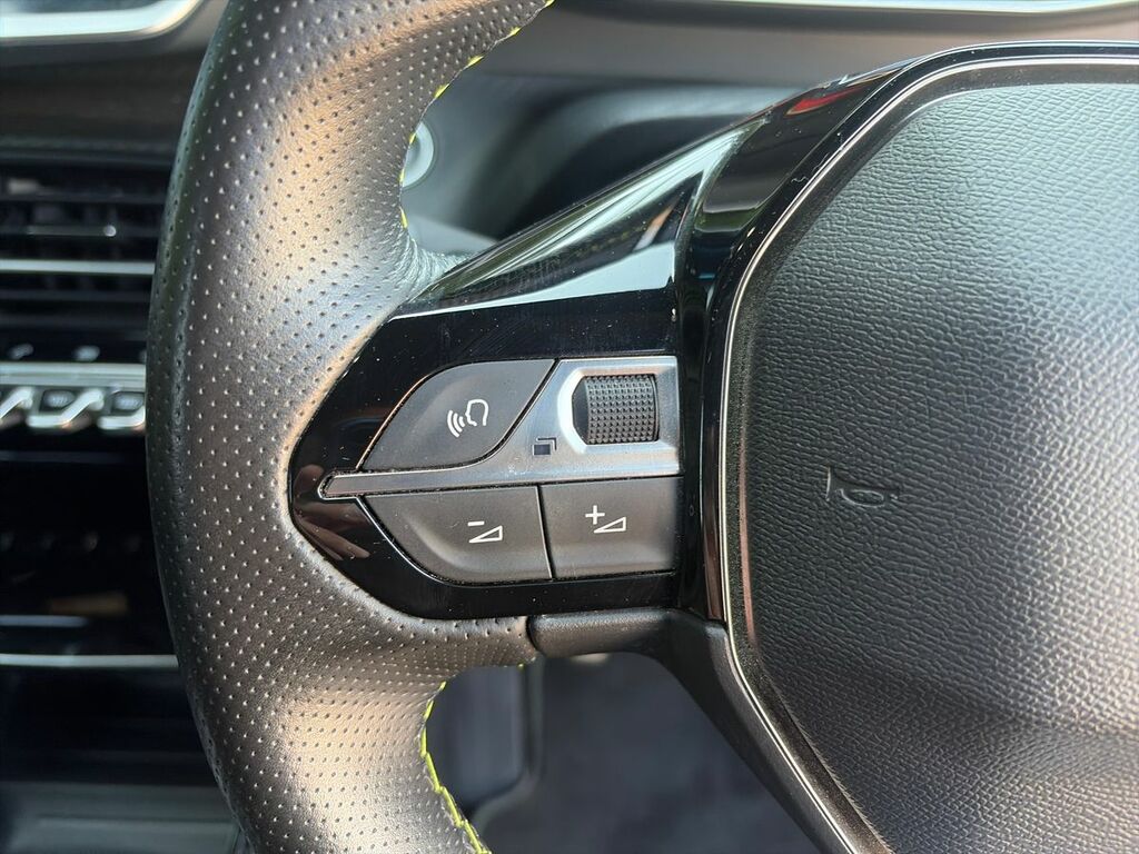 Peugeot 208 Gt Premium Blue #16