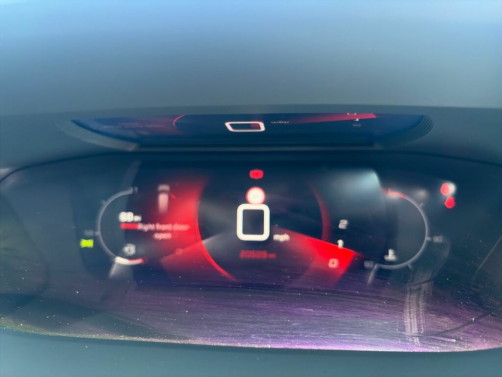Peugeot 2008 1.2 Puretech Active Premium-plus Red #14