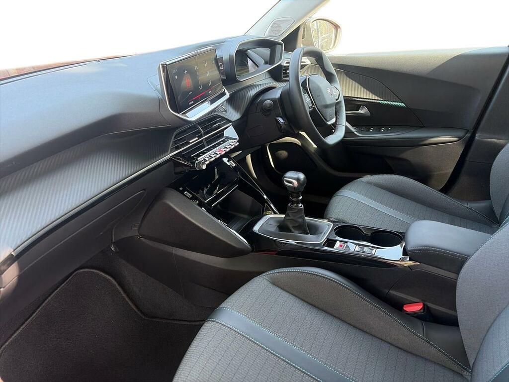 Peugeot 2008 1.2 Puretech Active Premium-plus Red #10