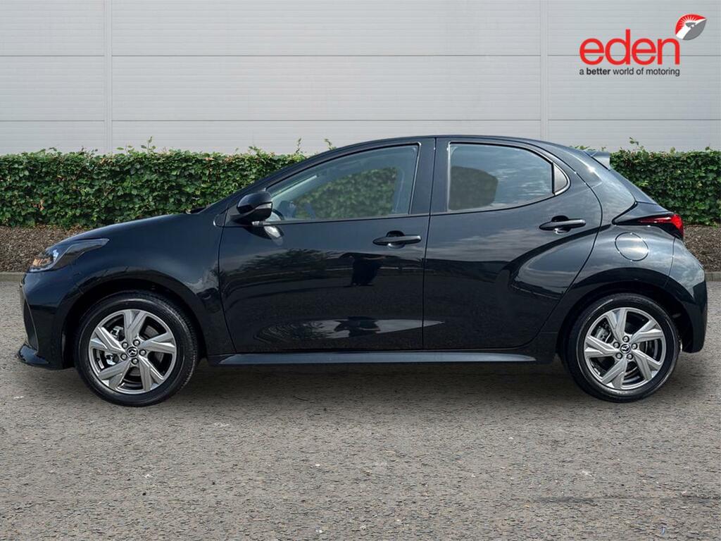 Mazda 2 Exclusive Line  #4